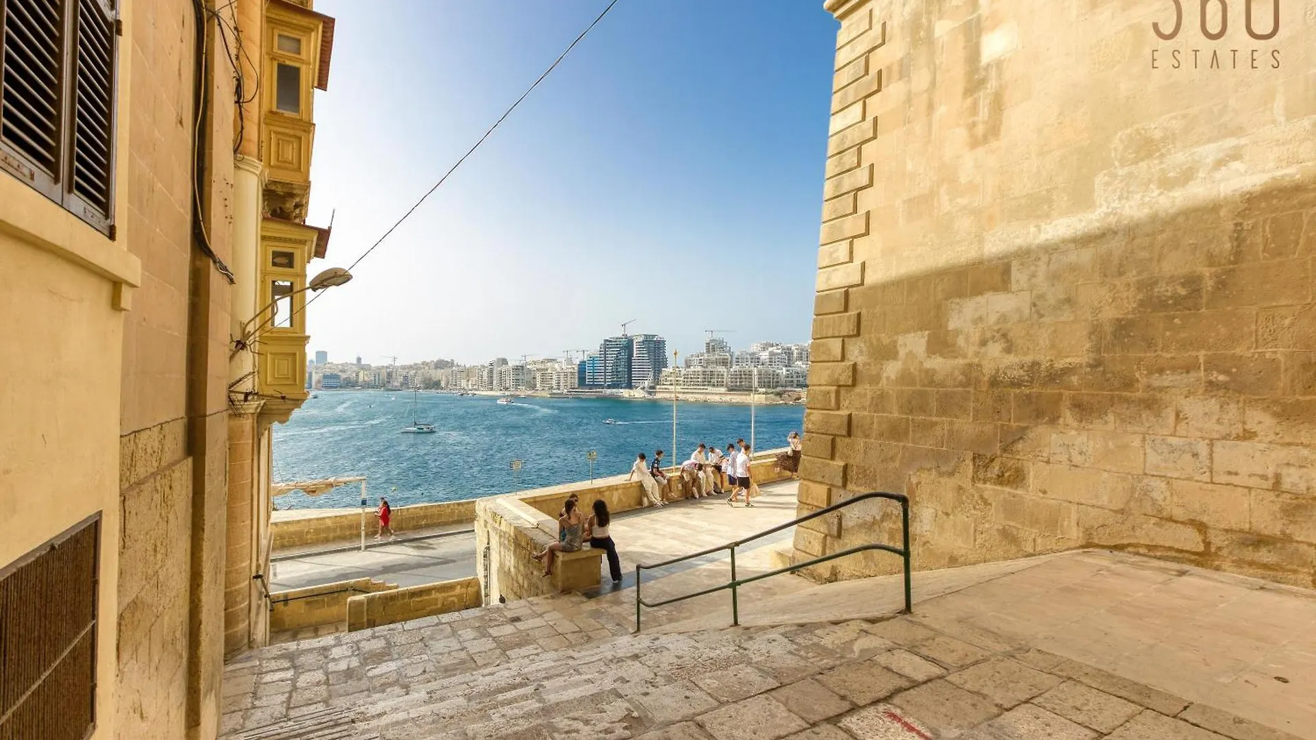 Valletta Postcard Penthouse By 360 Estates