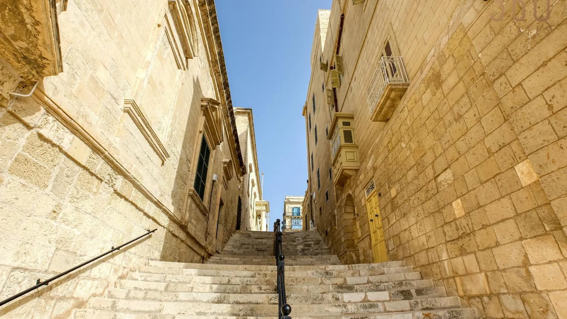 Valletta Postcard Penthouse By 360 Estates